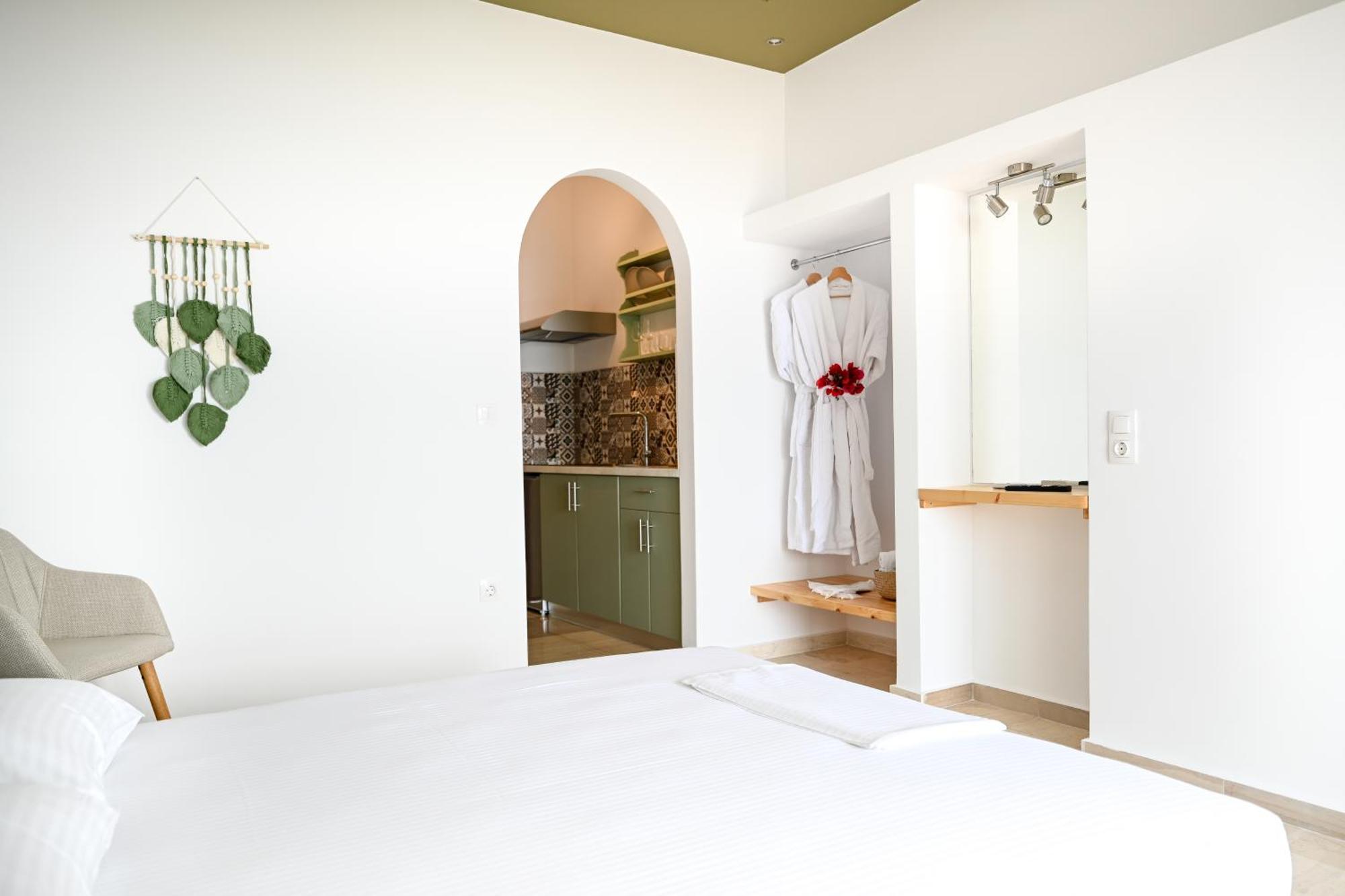 Makis Sea View Studios Skiathos Town Ngoại thất bức ảnh